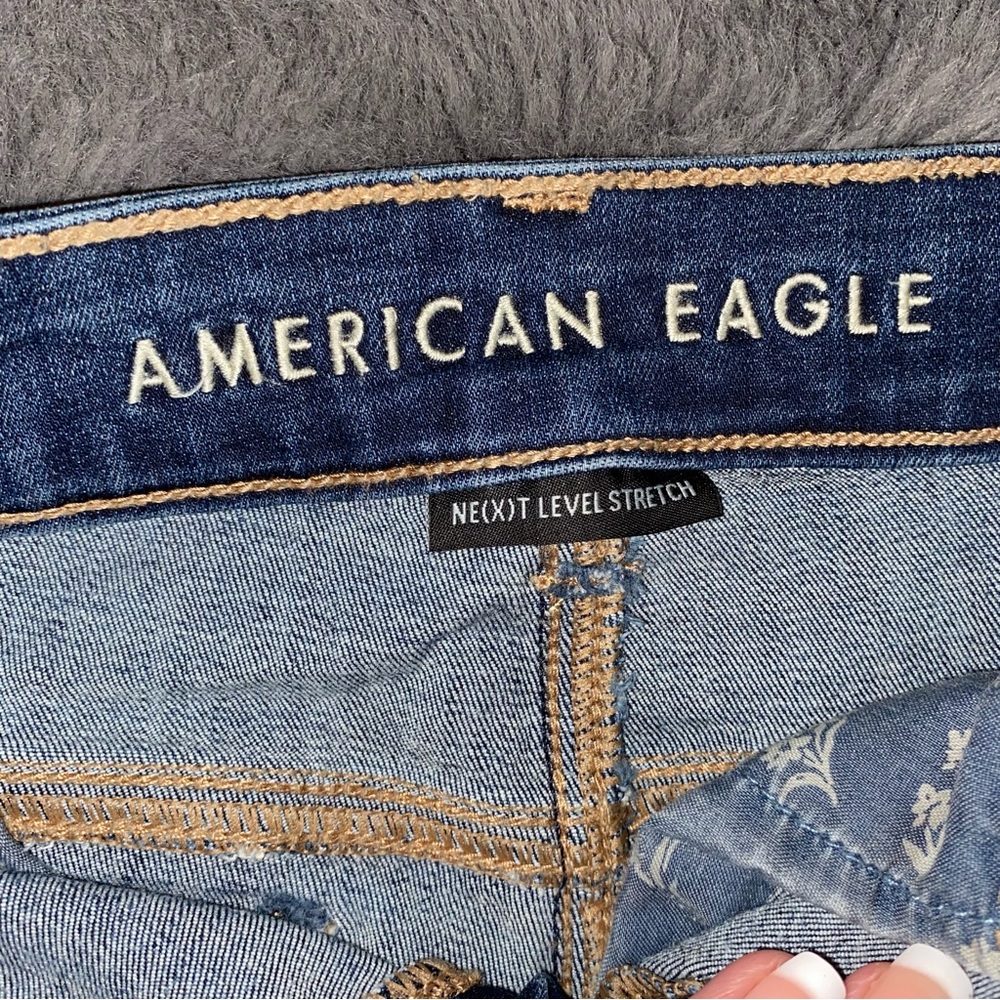 American Eagle Stretchy Denim Shorts - Picture 6 of 7